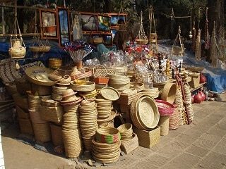 Labour shortage  stiff competition hurting handicrafts industry in India - 56