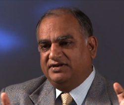 Vijay Mahajan Interview   It is not possible to decrease microfinance rates as of now - 15