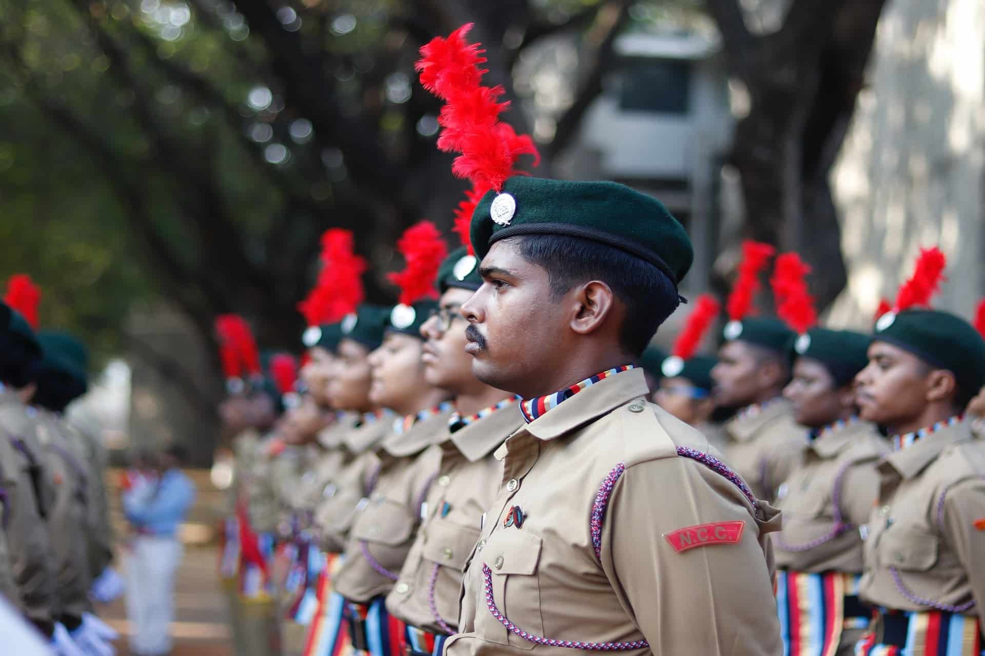 Salary of Indian Police  Ranks  Eligibility  Details - 98