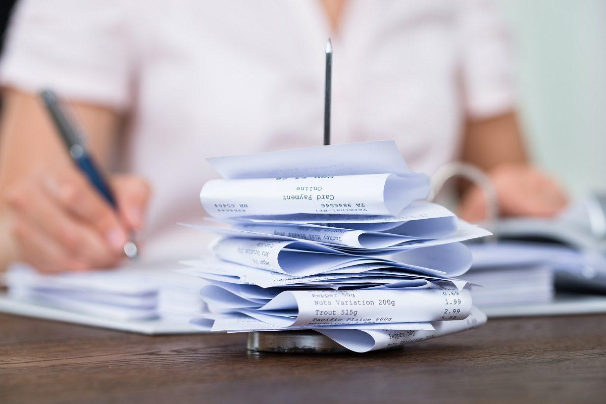 Save 75 Pounds on Bills in 60 Seconds with Money Saving Expert Martin Lewis
