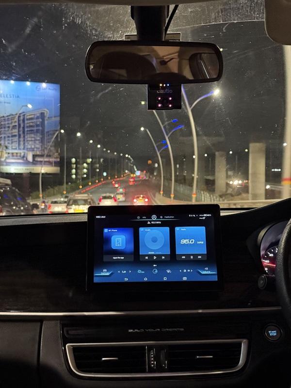 cautio dash in auto or car