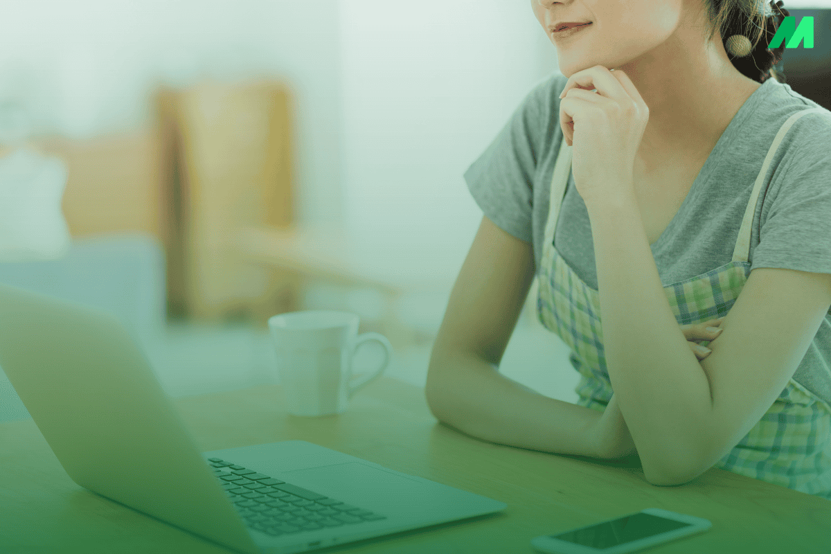 What are the Specific Freelancing Sectors Suited for Homemakers in India?